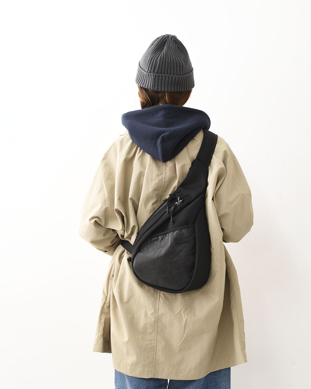 meltum [メルタム] Tyvek ONESHOULDER BAG [MTM-BG-0373-26] タイベックワンショルダーバッグ・旅行・デイリーユース・コンパクト・スタイリッシュ・止水ジップ・MEN'S / LADY'S [2026SS]