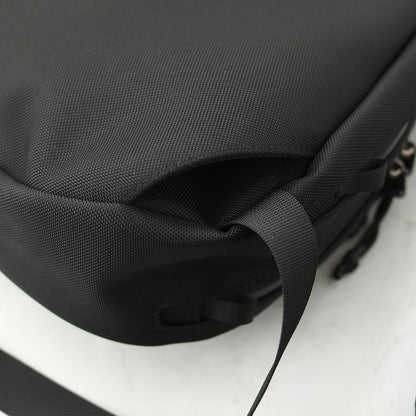 meltum [メルタム] Tyvek ONESHOULDER BAG [MTM-BG-0373-26] タイベックワンショルダーバッグ・旅行・デイリーユース・コンパクト・スタイリッシュ・止水ジップ・MEN'S / LADY'S [2026SS]