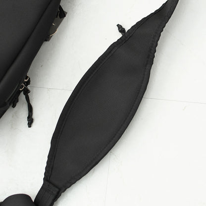 meltum [メルタム] Tyvek ONESHOULDER BAG [MTM-BG-0373-26] タイベックワンショルダーバッグ・旅行・デイリーユース・コンパクト・スタイリッシュ・止水ジップ・MEN'S / LADY'S [2026SS]