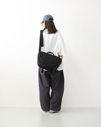 meltum [メルタム] COMPACT MESSENGER BAG [MTM-BG-0375-26] コンパクトメッセンジャーバッグ・ショルダーバッグ・通勤・通学・旅行・撥水・MEN'S / LADY'S [2026SS]