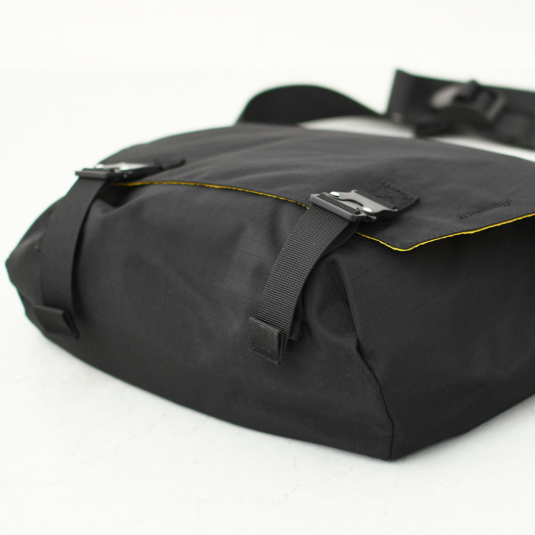 meltum [メルタム] COMPACT MESSENGER BAG [MTM-BG-0375-26] コンパクトメッセンジャーバッグ・ショルダーバッグ・通勤・通学・旅行・撥水・MEN'S / LADY'S [2026SS]