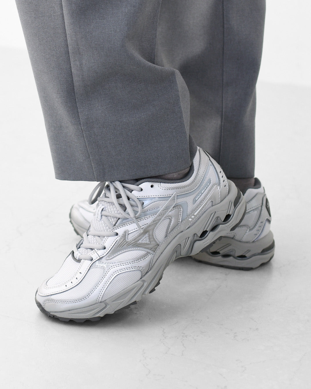 mizuno [ミズノ] WAVE MG4 LS  [D1GA260C02] ウエーブ マスタング4 LS・スニーカー・靴・ユニセックスシューズ・MEN'S / LADY'S [2026AW]