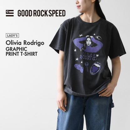 GOOD ROCK SPEED [グッドロックスピード] Olivia Rodrigo GRAPHIC PRINT T-SHIRT  [26OVR001W] オリヴィア・ロドリゴ グラフィックプリントTシャツ・ 綿TEE・半袖・バンドT・プリントTEE・クルーネック・LADY'S [2026SS]