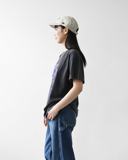 GOOD ROCK SPEED [グッドロックスピード] Olivia Rodrigo GRAPHIC PRINT T-SHIRT  [26OVR001W] オリヴィア・ロドリゴ グラフィックプリントTシャツ・ 綿TEE・半袖・バンドT・プリントTEE・クルーネック・LADY'S [2026SS]