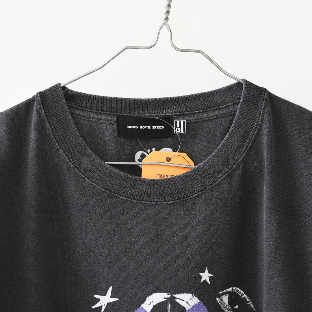GOOD ROCK SPEED [グッドロックスピード] Olivia Rodrigo GRAPHIC PRINT T-SHIRT  [26OVR001W] オリヴィア・ロドリゴ グラフィックプリントTシャツ・ 綿TEE・半袖・バンドT・プリントTEE・クルーネック・LADY'S [2026SS]