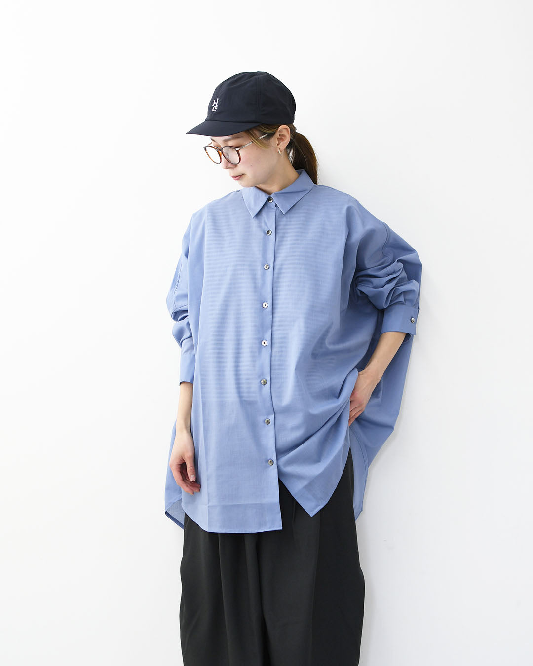 mizuiro ind [ミズイロ インド] T/C sheer wide shirt [1-230162] T/Cシアーワイドシャツ・シアーシャツ・ワイドシャツ・ゆったりシルエット・シンプル・LADY'S [2026SS]