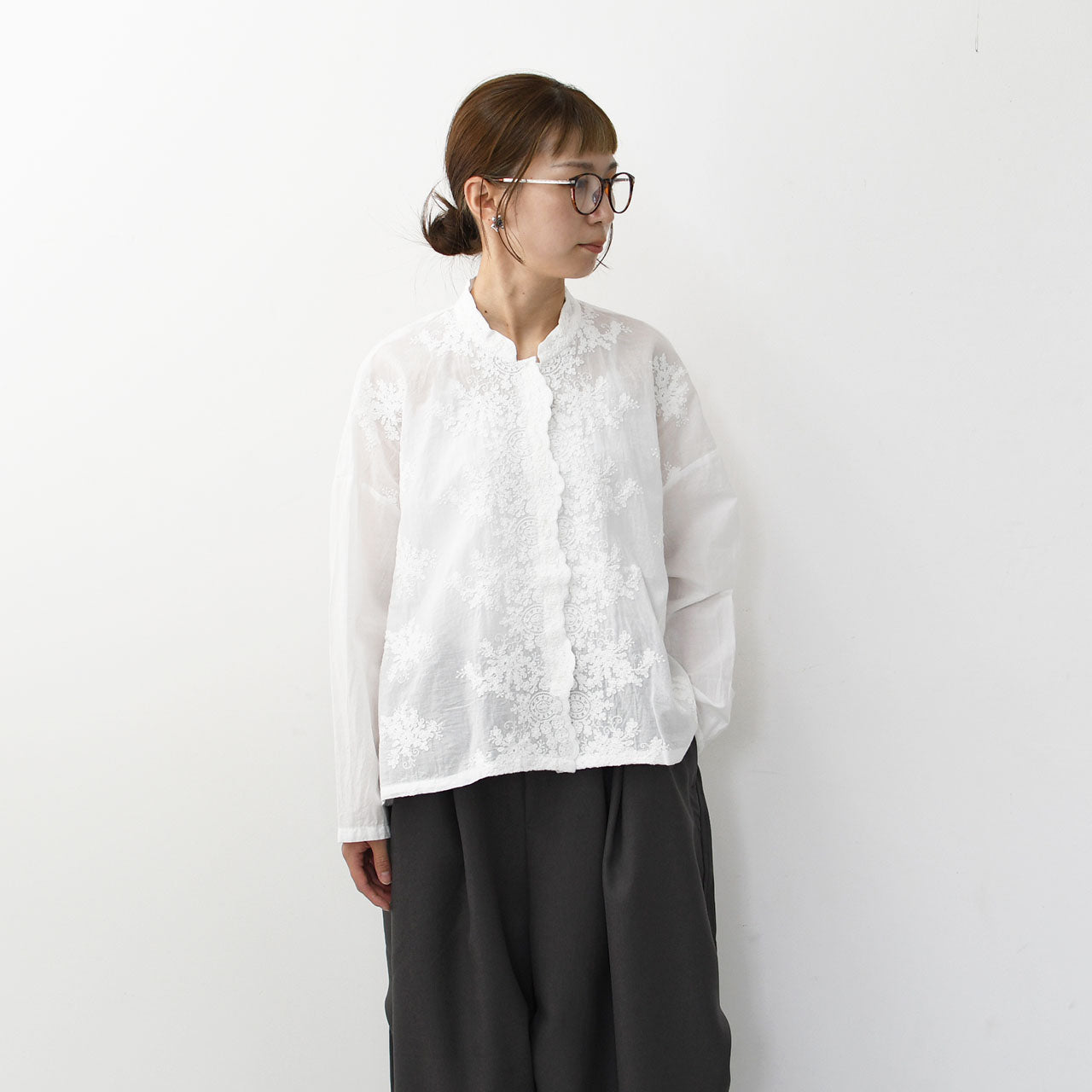 mizuiro ind [ミズイロ インド] lace stand collar wide shirt [1-239005] レーススタンドカラーワイドシャツ [2025AW]