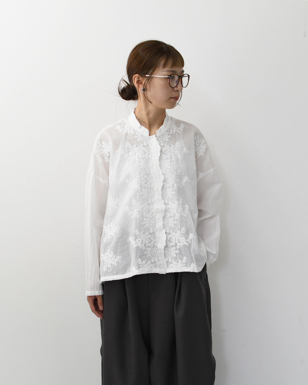 mizuiro ind [ミズイロ インド] lace stand collar wide shirt [1-239005] レーススタンドカラーワイドシャツ [2026AW]