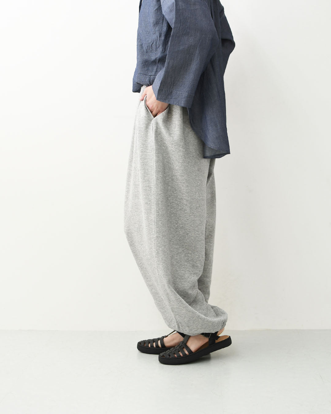mizuiro ind [ミズイロ インド] fleece drawstring hem PT [1-260104] ドライフレンチテリードローストリングヘムパンツ・スウェットパンツ・ルーズシルエット・ワイドパンツ・ウエストゴム・カジュアル・LADY'S [2026SS]
