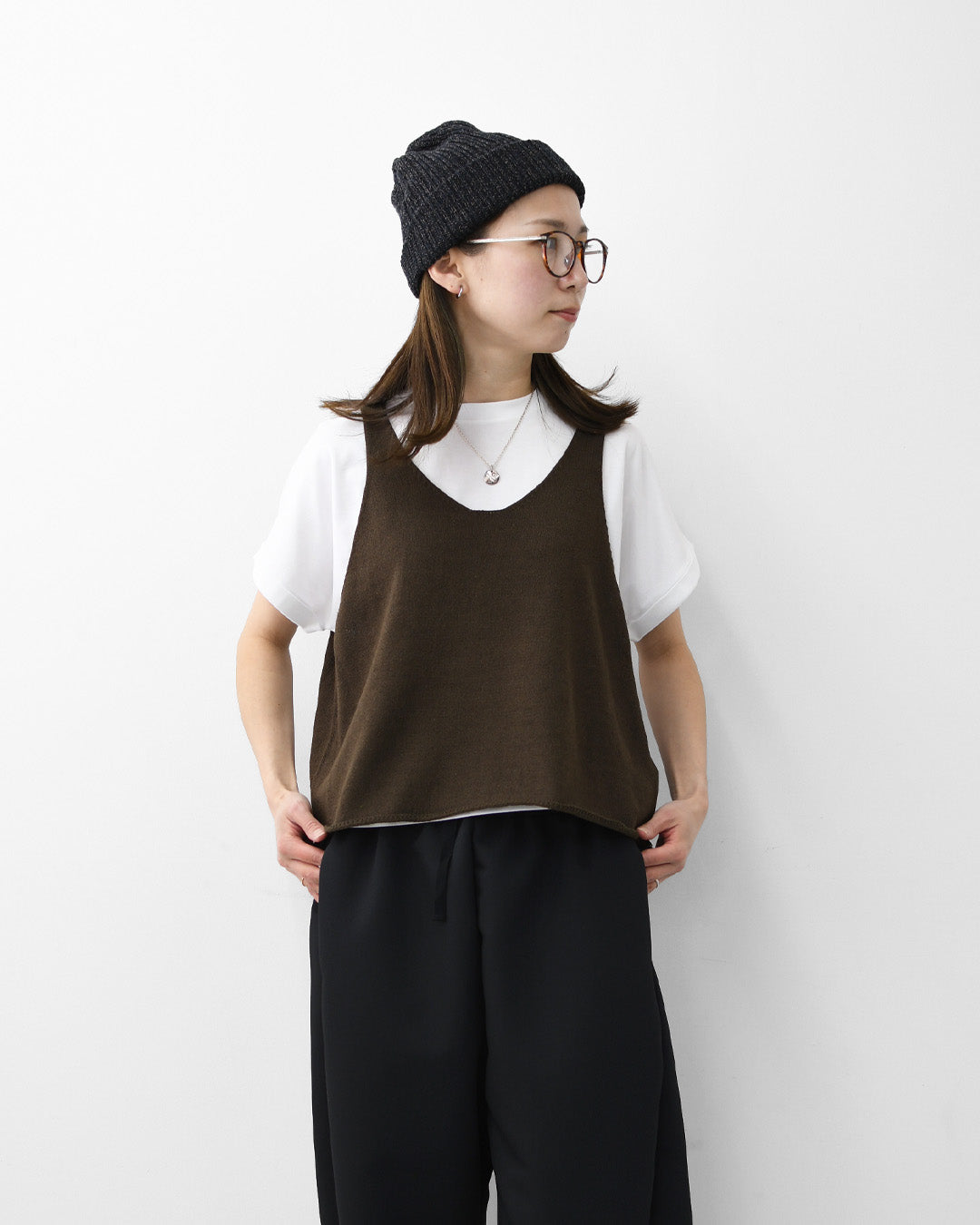 mizuiro ind [ミズイロ インド] U neck short vest [2-220043] Uネックショートベスト・ベスト・ニットベスト・Uネック・レイヤードスタイル・LADY'S [2026SS]