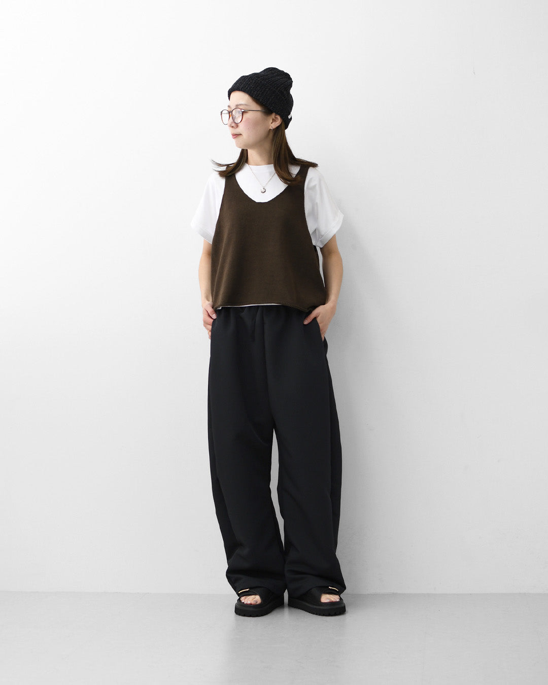 mizuiro ind [ミズイロ インド] U neck short vest [2-220043] Uネックショートベスト・ベスト・ニットベスト・Uネック・レイヤードスタイル・LADY'S [2026SS]