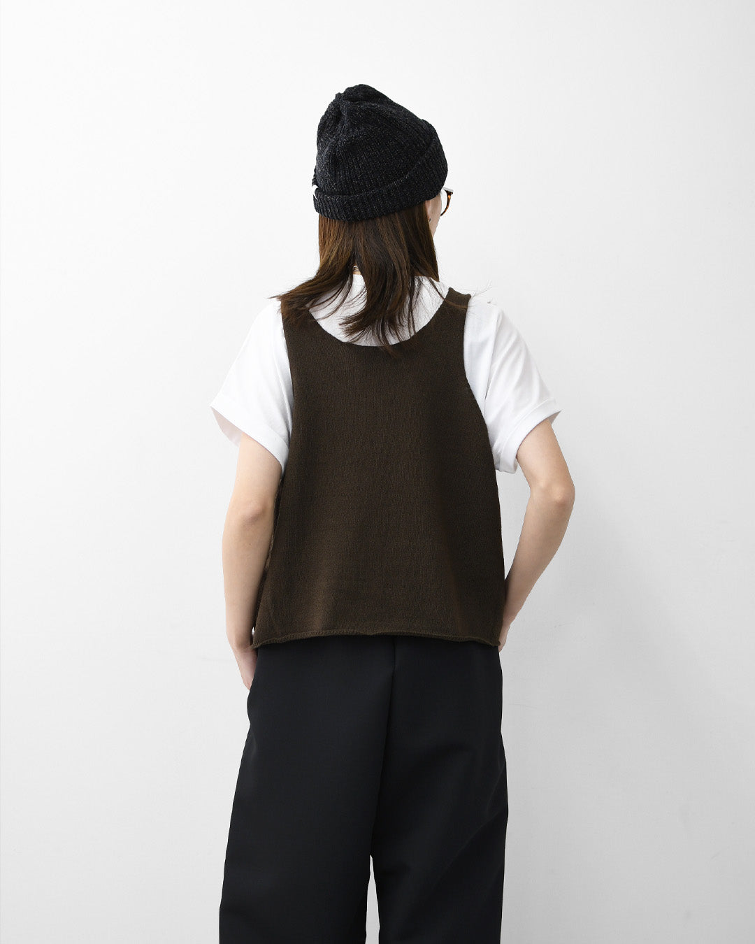 mizuiro ind [ミズイロ インド] U neck short vest [2-220043] Uネックショートベスト・ベスト・ニットベスト・Uネック・レイヤードスタイル・LADY'S [2026SS]