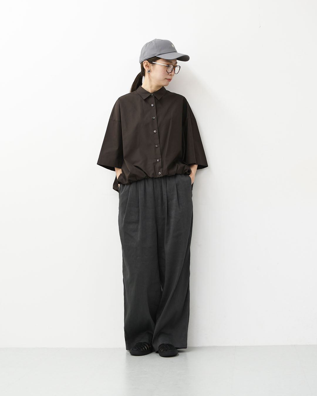 mizuiro ind [ミズイロインド]half slv ballon shirt [2-230128] ハーフスリーブバルーンシャツ・バルーンシャツ・裾バルーン・5分袖シャツ・LADY'S [2026SS]