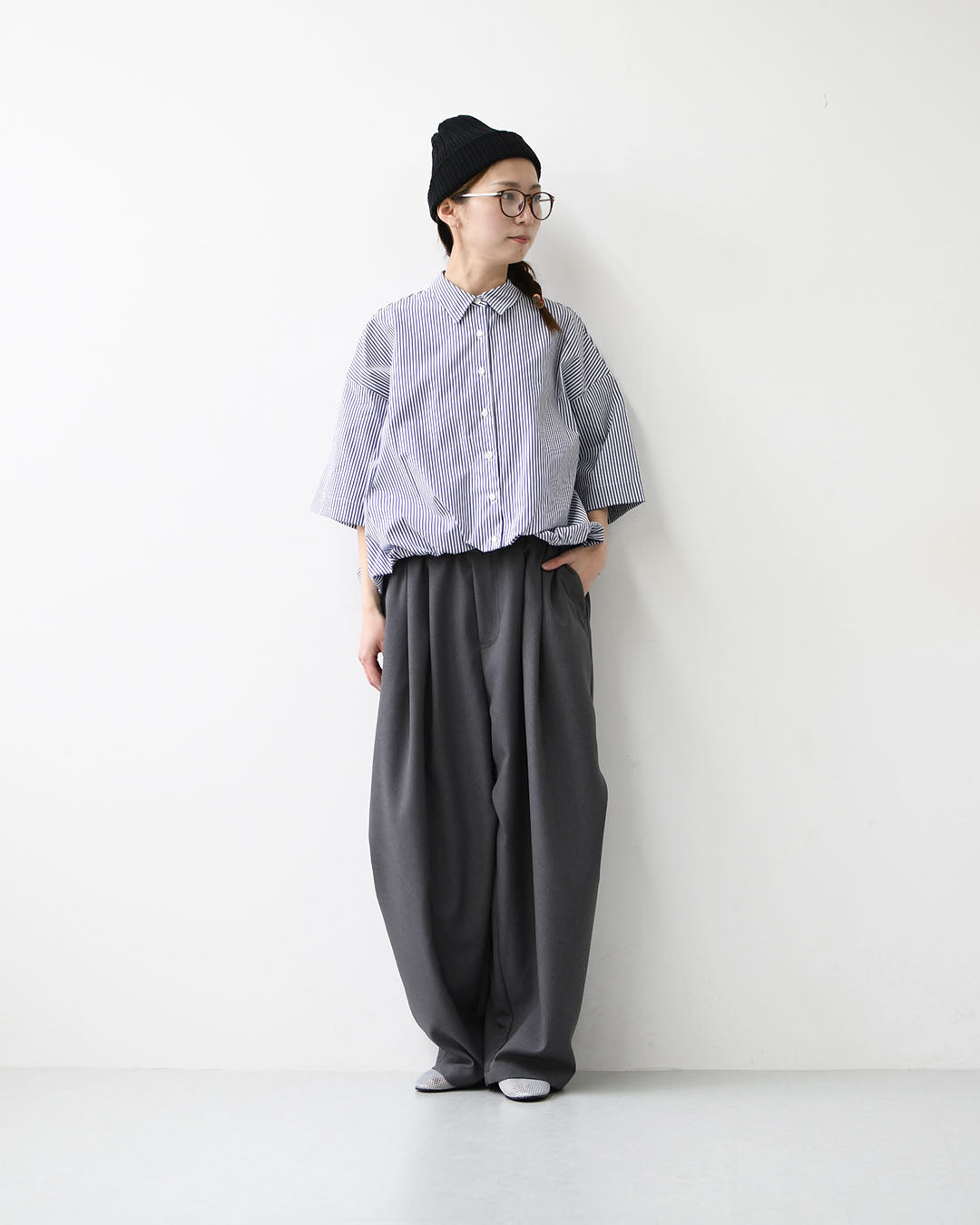 mizuiro ind [ミズイロインド] stripe half slv ballon shirt [2-230129] ストライプハーフスリーブバルーンシャツ・ストライプシャツ・ギンガムチェック・リラックスシルエット・LADY'S [2026SS]