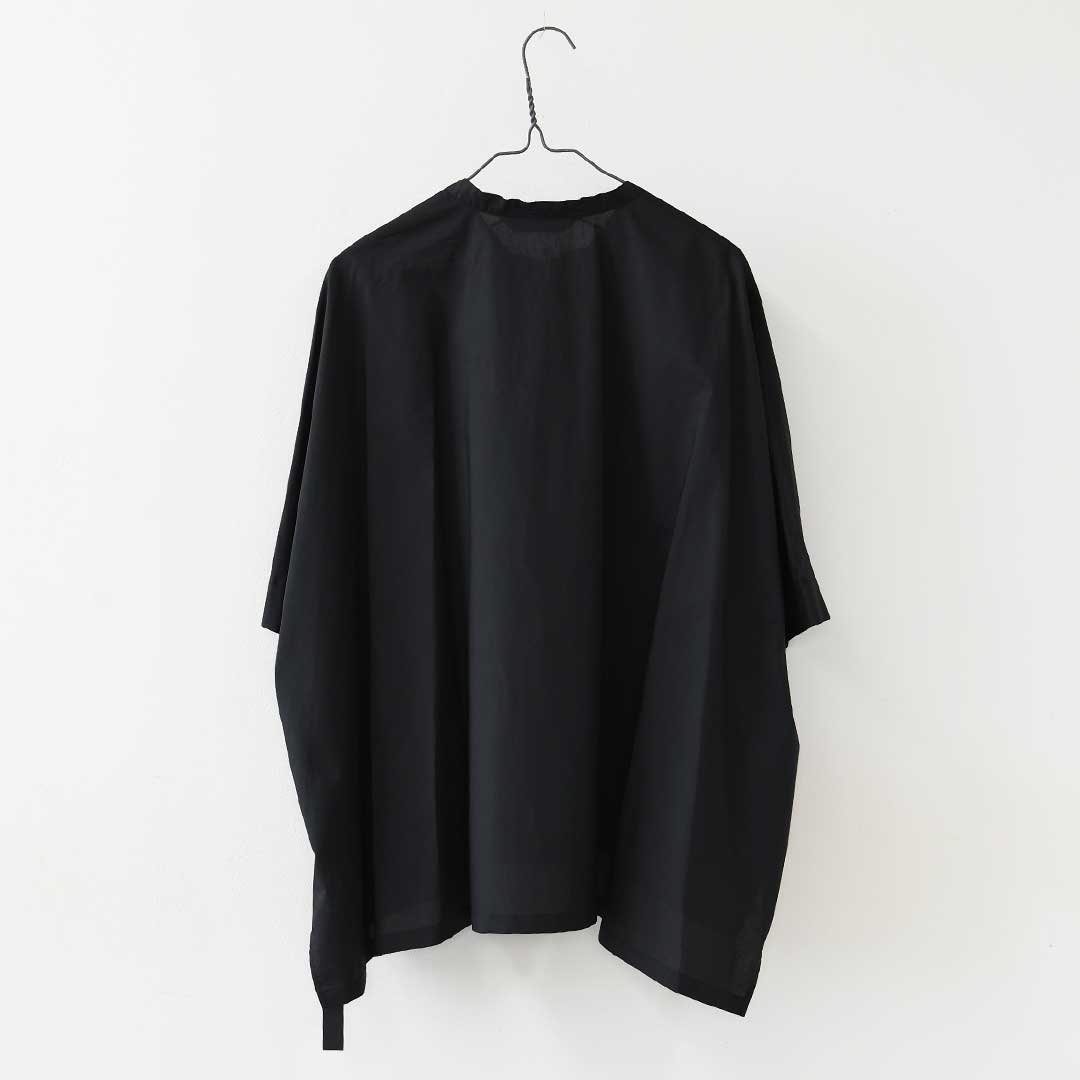 mizuiro ind [ミズイロ インド] half slv stand collar wide shirt [2-230132] ハーフスリーブスタンドカラーワイドシャツ・コットンシャツ・シンプル・きれいめ・七分袖・LADY'S [2026SS]
