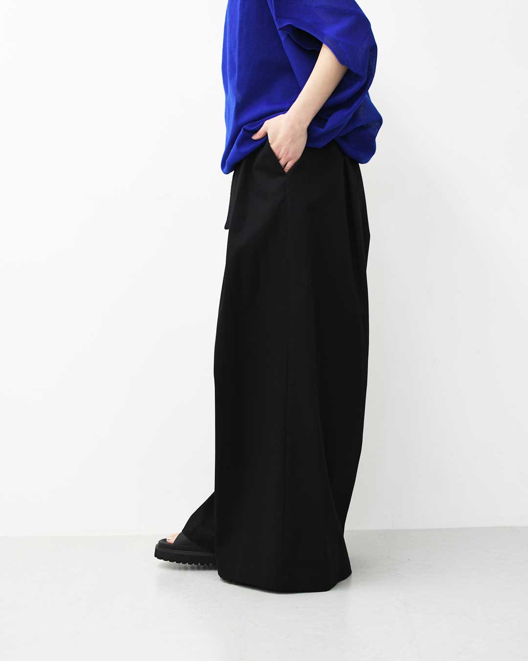 mizuiro ind [ミズイロ インド] wide chino PT with belt [2-260097] ベルトワイドチノパンツ・チノパンツ・ルーズシルエット・ワイドパンツ・カジュアル・きれいめ・LADY'S [2026SS]