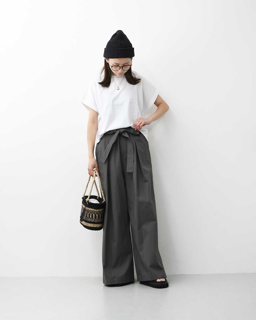 mizuiro ind [ミズイロ インド] wide chino PT with belt [2-260097] ベルトワイドチノパンツ・チノパンツ・ルーズシルエット・ワイドパンツ・カジュアル・きれいめ・LADY'S [2026SS]