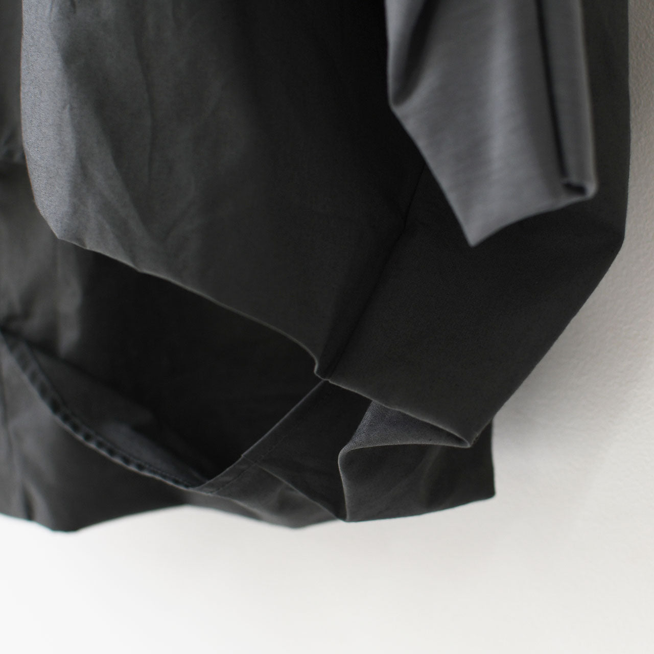 mizuiro ind [ミズイロ インド] crew neck cocoon P/O [3-230082] クルーネックコクーンプルオーバー [2025AW]