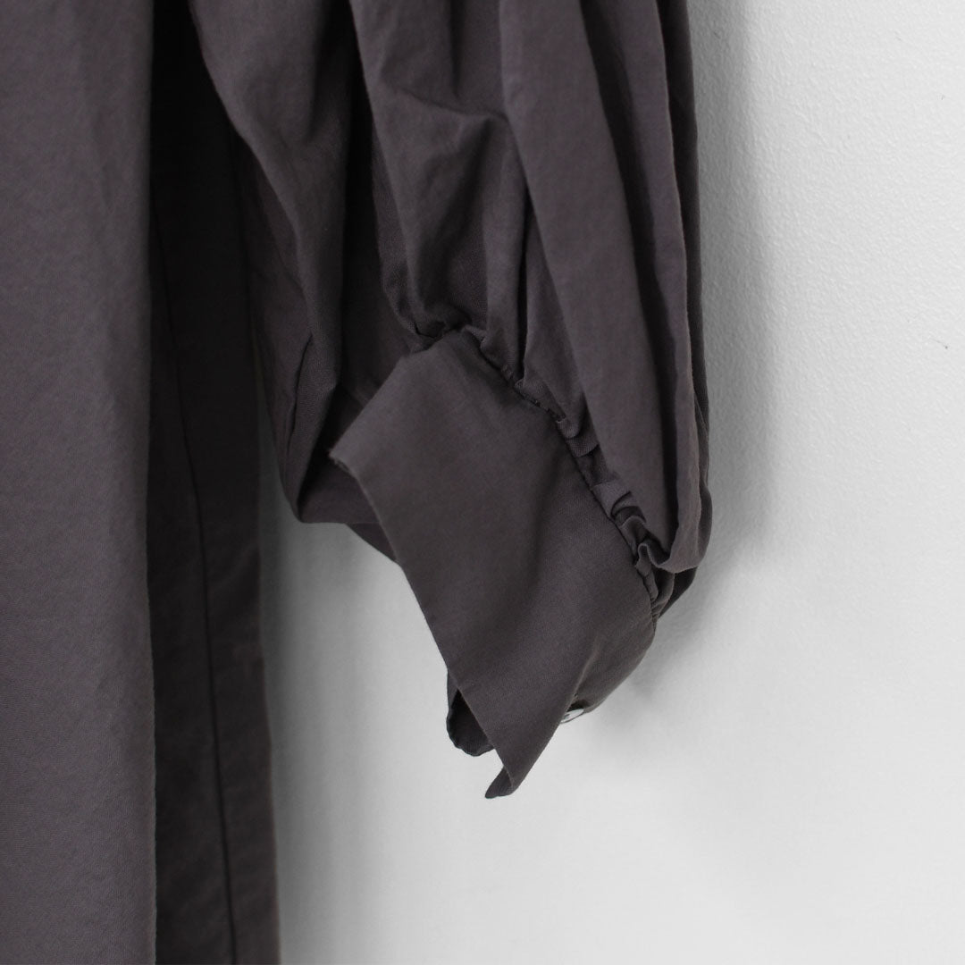 mizuiro ind [ミズイロ インド] pin tucked puff slv shirt [3-230083] ピンタックパフスリーブシャツ・コットンシャツ・スタンドカラー・パフスリーブ袖・長袖・LADY'S [2025AW]