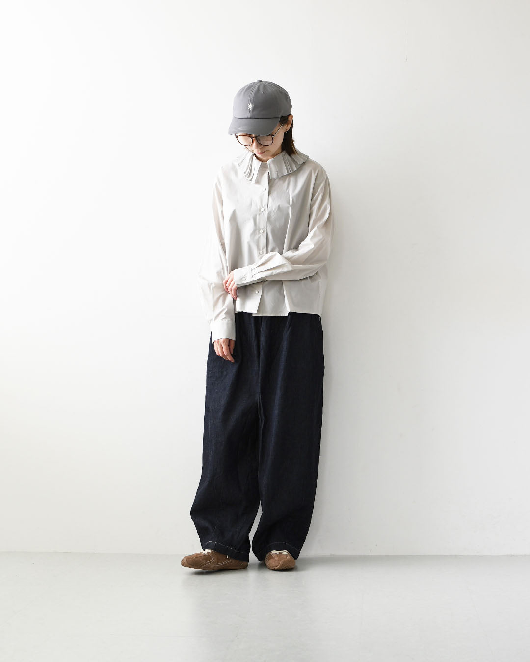 mizuiro ind [ミズイロ インド] pleats collar shirt [3-230124] プリーツ カラー シャツ・プリーツ襟・無地・シンプル・キレイめ・LADY'S [2026AW]