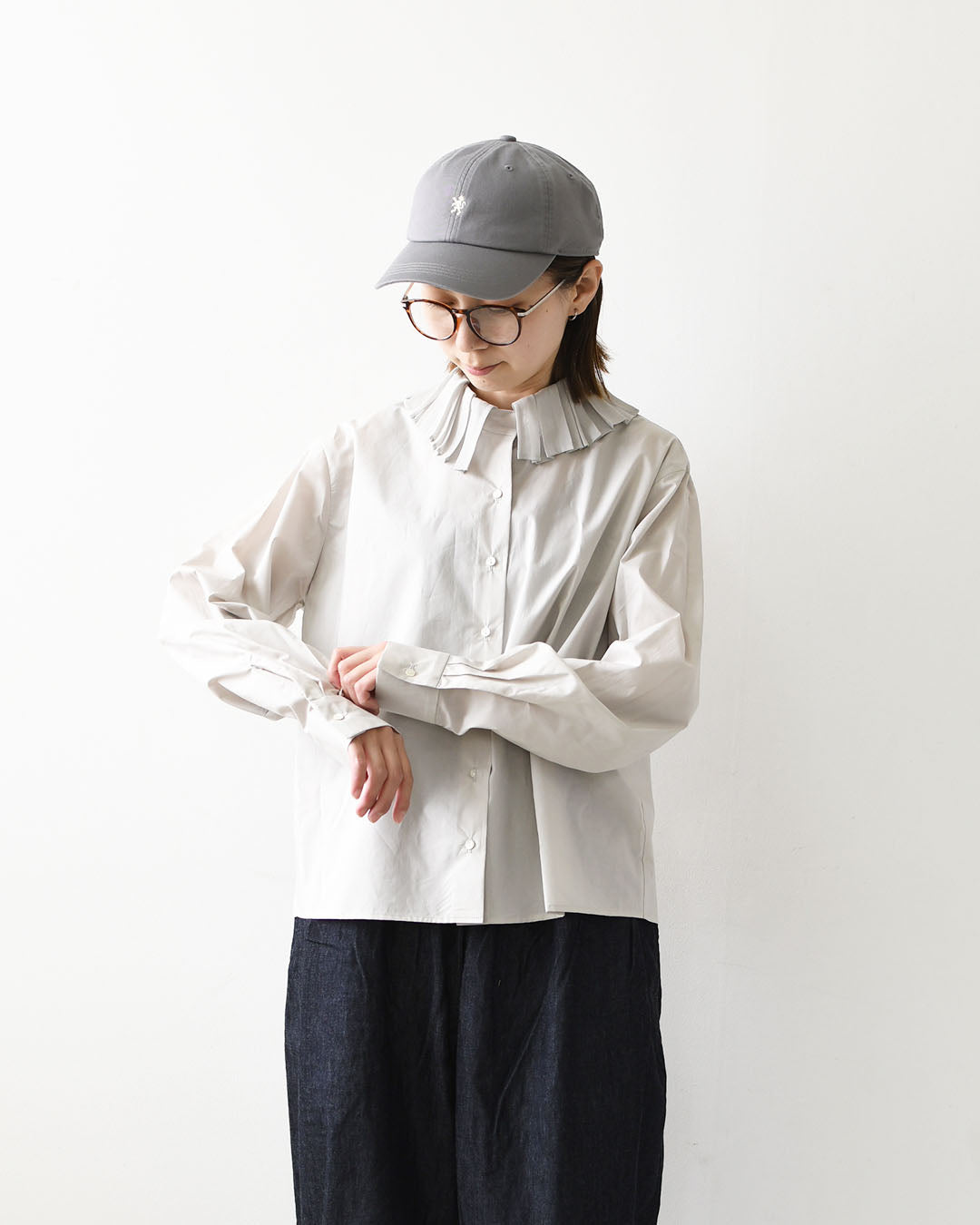 mizuiro ind [ミズイロ インド] pleats collar shirt [3-230124] プリーツ カラー シャツ・プリーツ襟・無地・シンプル・キレイめ・LADY'S [2026AW]