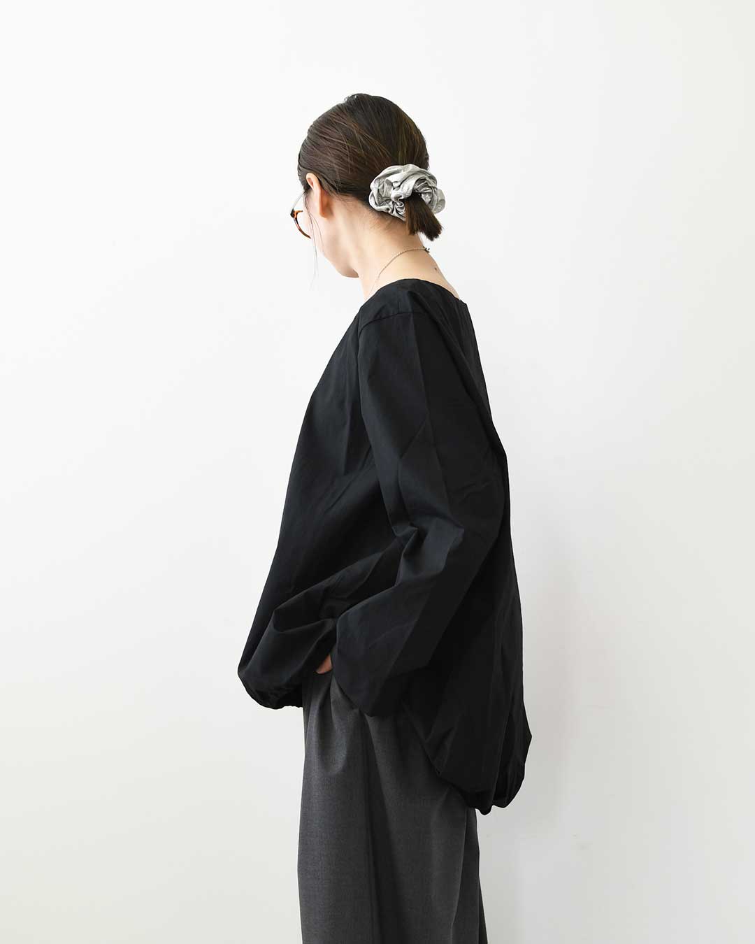 mizuiro ind [ミズイロ インド] drawstrings crew neck P/O [3-230127] ドローストリングス クルーネック プルオーバー・クルーネック・ワイドシルエット・ゆったりシルエット・LADY'S [2026AW]