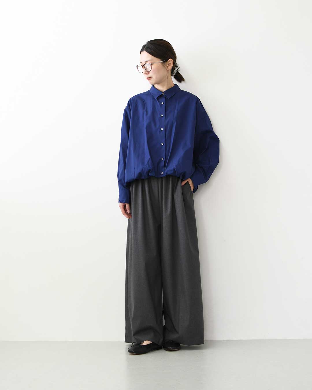 mizuiro ind [ミズイロ インド] long sleeve ballon shirt [3-230132] ロングスリーブバルーンシャツ・コットンシャツ・カジュアル・きれいめ・長袖・LADY'S [2026AW]
