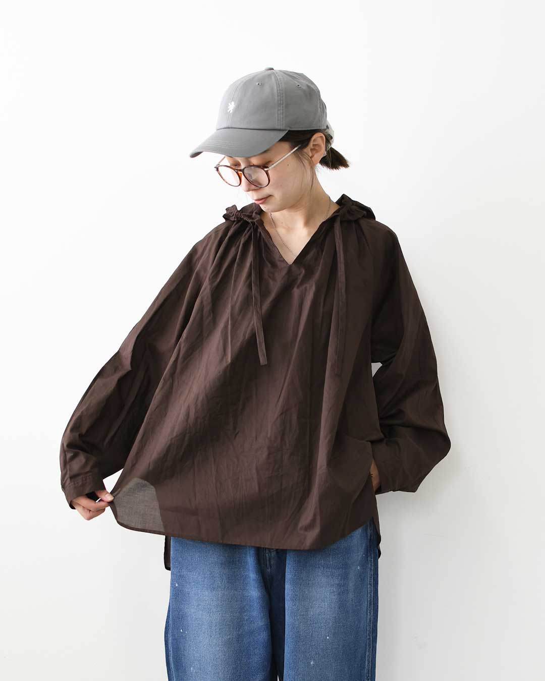 mizuiro ind [ミズイロ インド] hooded gather neck shirt [3-230133] フーデッド ギャザーネック シャツ ・フードシャツ・ワイドシルエット・ゆったりシルエット・LADY'S [2026AW]