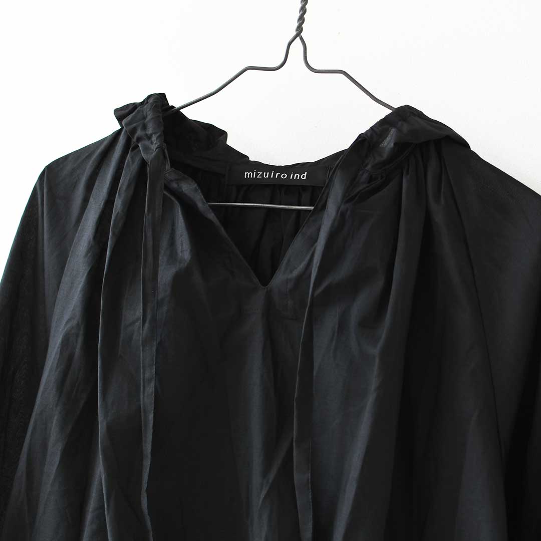 mizuiro ind [ミズイロ インド] hooded gather neck shirt [3-230133] フーデッド ギャザーネック シャツ ・フードシャツ・ワイドシルエット・ゆったりシルエット・LADY'S [2026AW]