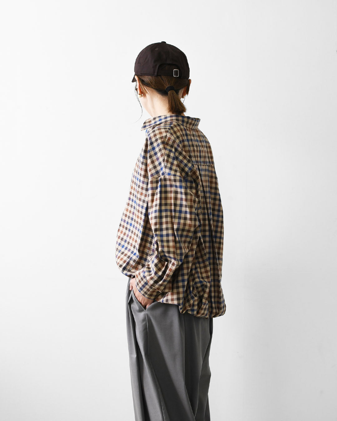 mizuiro ind [ミズイロ インド] check long slv ballon shirt [3-230124] チェックロングスリーブバルーンシャツ・レギュラーカラー・チェック・シンプル・カジュアル・LADY'S [2026AW]