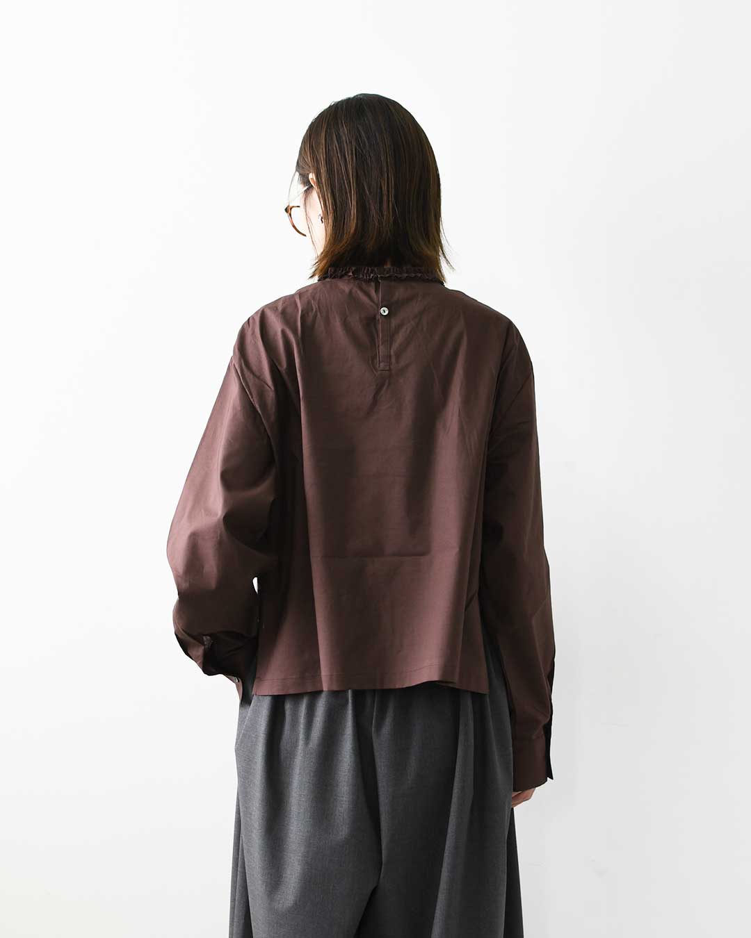 mizuiro ind [ミズイロ インド] frill collar P/O [3-230137] フリルカラープルオーバー・フリル襟・長袖・プルオーバー・無地・LADY'S [2026AW]