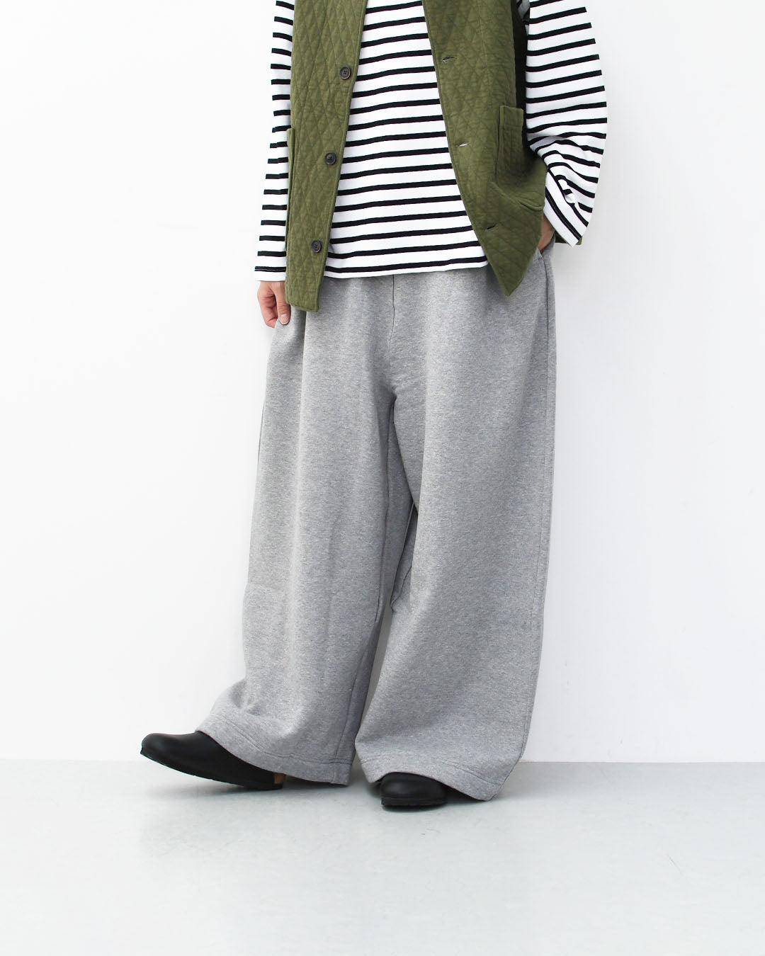 mizuiro ind [ミズイロ インド] sweat wide easy PT [3-260073] スウェットワイドイージーパンツ・イージーパンツ・スウェットパンツ・ワイドパンツ・カジュアル・LADY'S [2025AW]