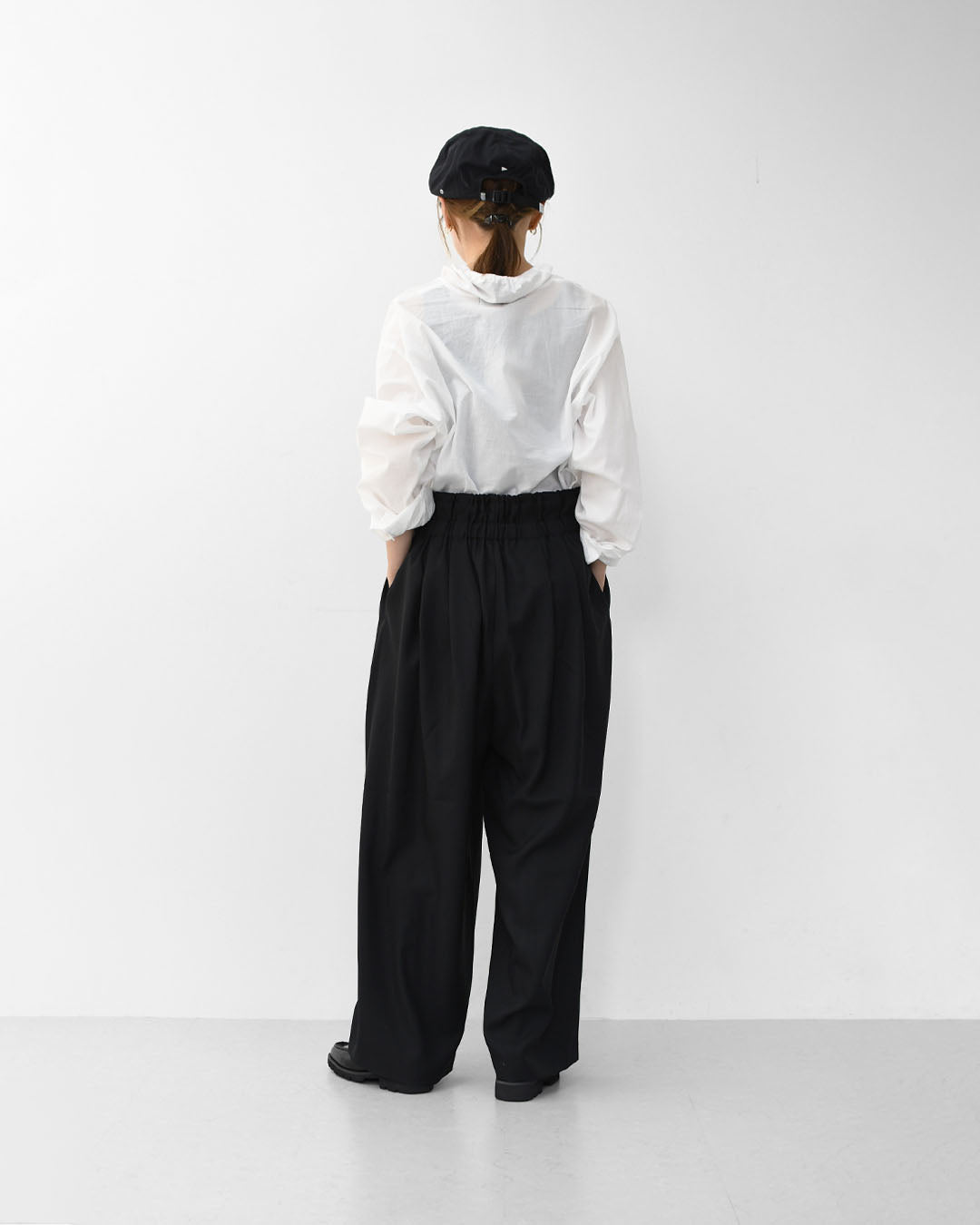 mizuiro ind [ミズイロ インド] high waist tuck PT [3-260077] ハイウエストタックパンツ [2025AW]
