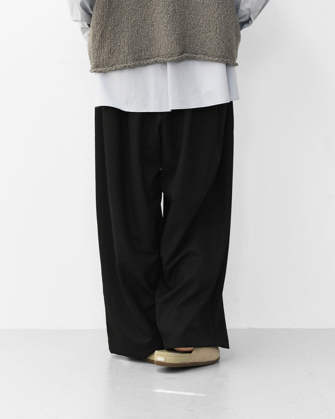 mizuiro ind [ミズイロ インド] wide tuck PT [3-260082] ワイドタックパンツ [2025AW]