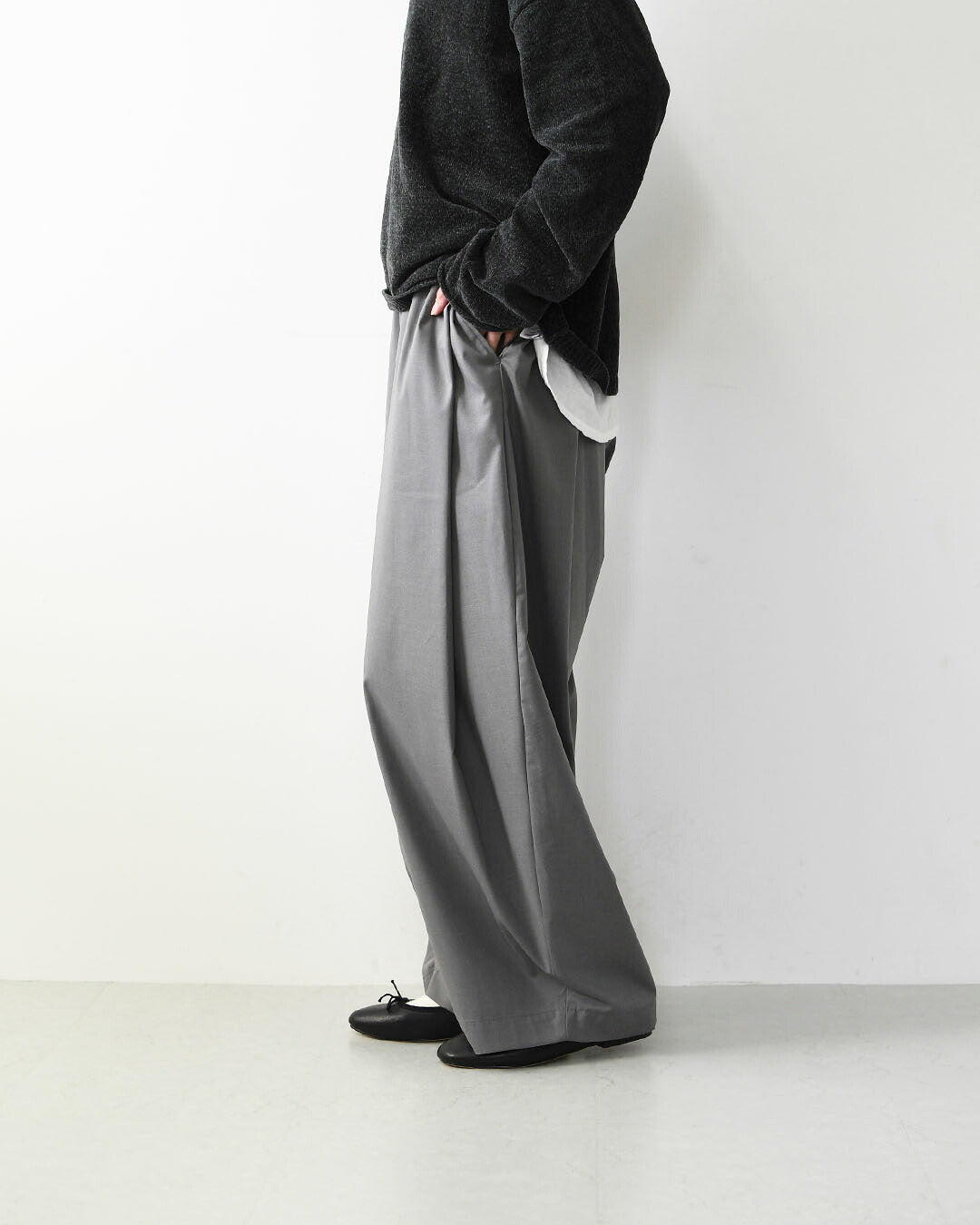 mizuiro ind [ミズイロ インド] deep tuck PT [3-260105] ディープ タック パンツ・ワイドシルエット・テーパードシルエット・クロップド丈・LADY'S [2026AW]