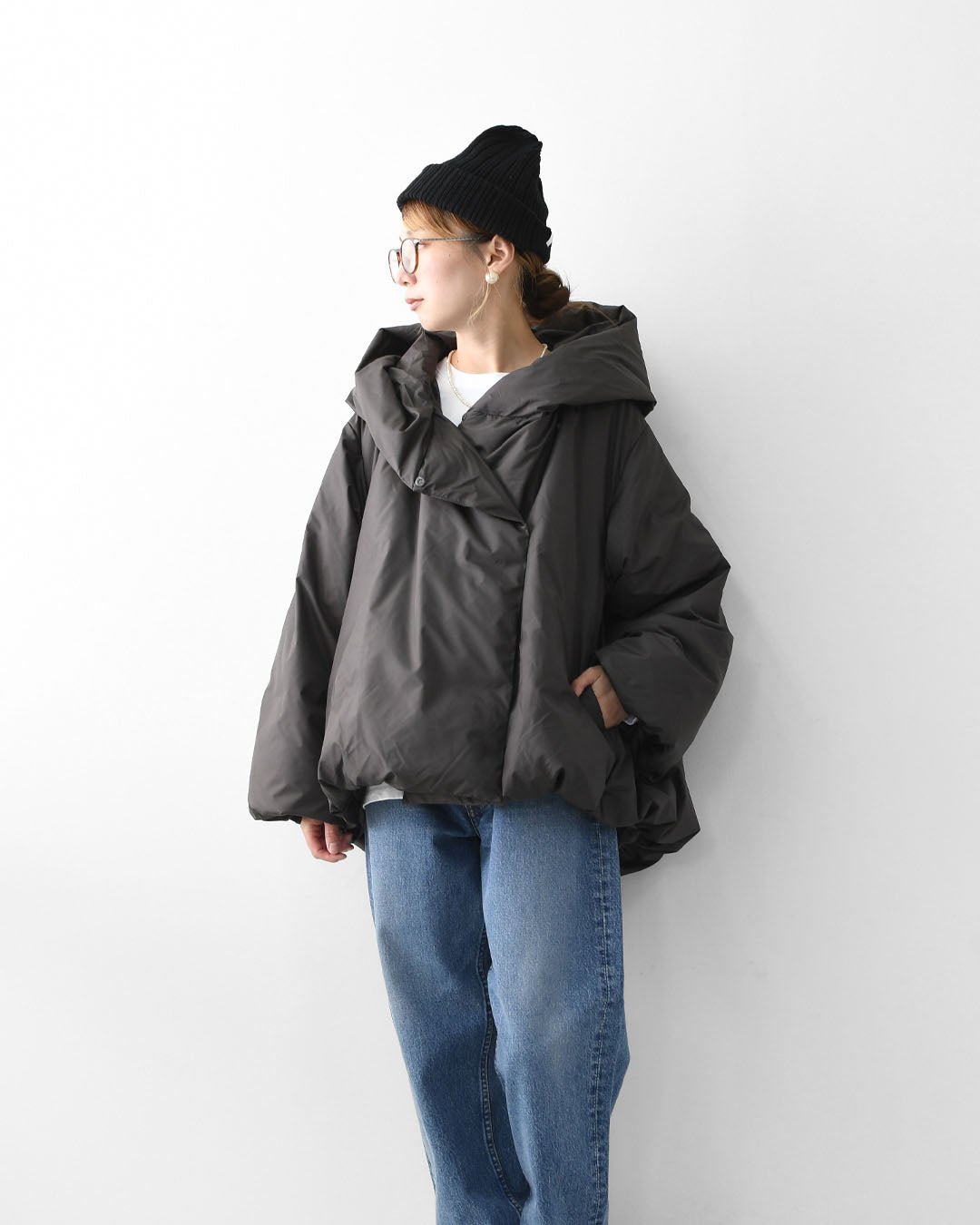 mizuiro ind [ミズイロ インド] hooded short down JK [3-270053] フーデッドショートダウンジャケット・ジャケット・ダウン・フード付き・ショート丈・キレイめ・防寒・あったかい・軽い・LADY'S [2025AW]