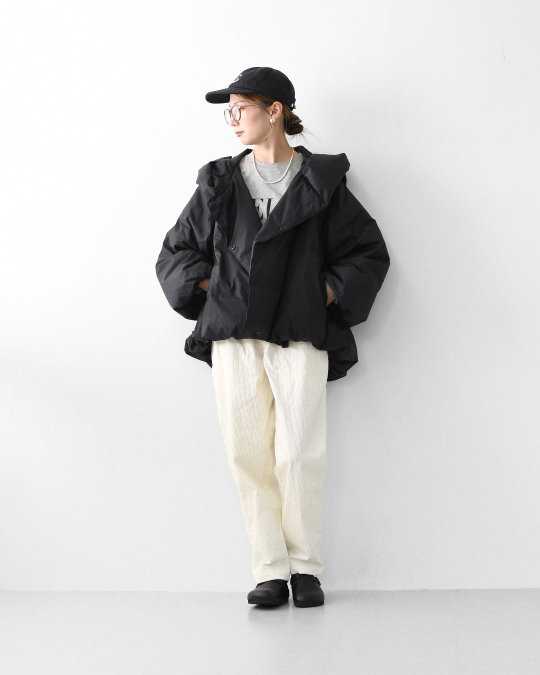 mizuiro ind [ミズイロ インド] hooded short down JK [3-270053] フーデッドショートダウンジャケット・ジャケット・ダウン・フード付き・ショート丈・キレイめ・防寒・あったかい・軽い・LADY'S [2025AW]