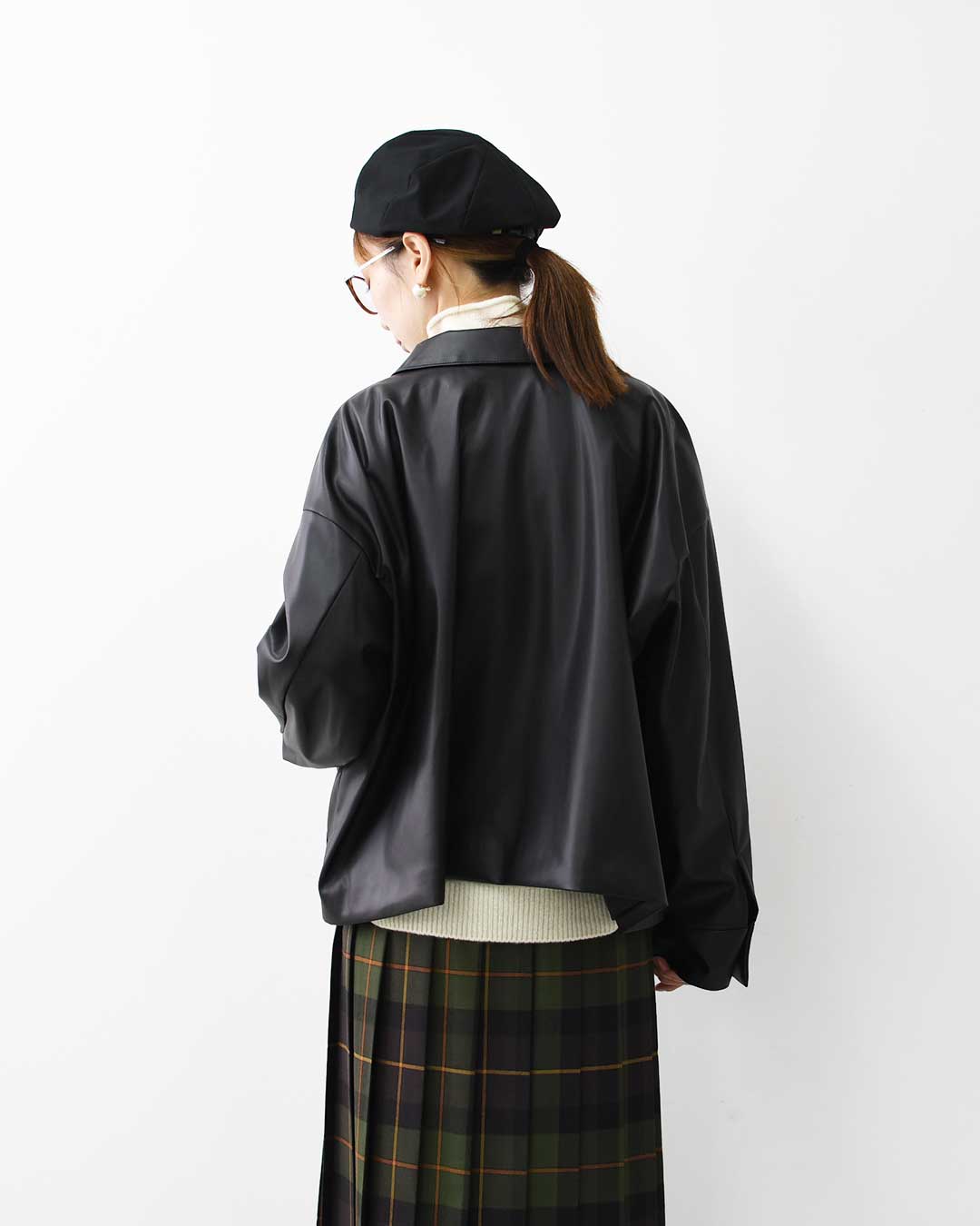 mizuiro ind [ミズイロ インド] synthetic leather shirt JK [3-270069] シンセティックレザーシャツジャケット・レザーシャツジャケット・フェイクレザー・シャツジャケット・ジャケット・アウター・LADY'S [2025AW]