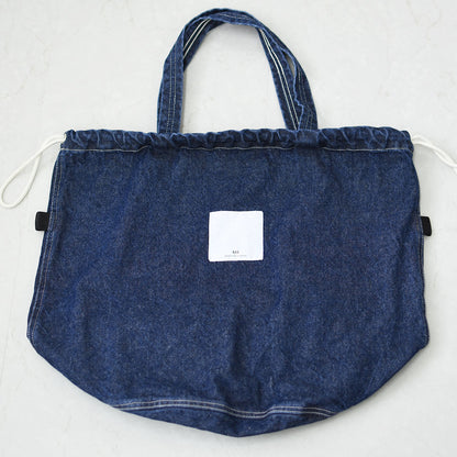 N.P.E NAPRON PATIENTS EFFECTS BAG [エヌピーイーナプロンペイシェントエフェクトバッグ] BLEACHED DENIM PATIENTS BAG XL  [NPE01-7307XL] ブリーチド デニム ペイシェントバッグ XL・ペイシェントバッグ・巾着バッグ・コットンバッグ・MEN'S / LADY'S [2026SS]