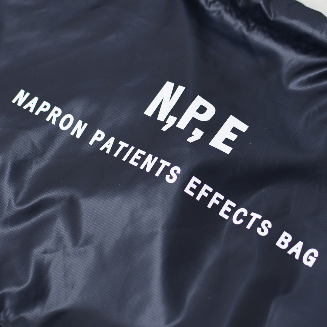 N.P.E [エヌピーイー] PET BOTTLE RECYCLING PACKABLE PATIENTS BAG [NPE01-8888] ペットボトルリサイクリングパッカブルペイシェントバッグ・ペイシェントバッグ・パッカブル・ロゴバッグ・エコバッグ・リサイクル素材・サステナブル・MEN'S / LADY'S [2026SS]