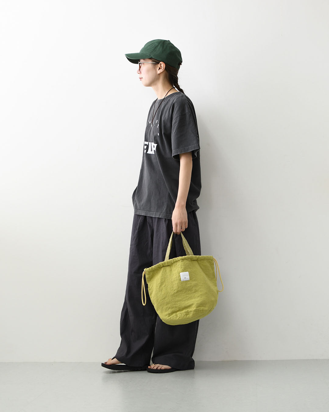 N.P.E NAPRON PATIENTS EFFECTS BAG [エヌピーイーナプロンペイシェントエフェクトバッグ] LINEN CANVAS PATIENTS BAG M [NPE02-2025M] リネンキャンバス ペイシェントバッグ M・ペイシェントバッグ・巾着バッグ・コットンバッグ・MEN'S / LADY'S [2026SS]