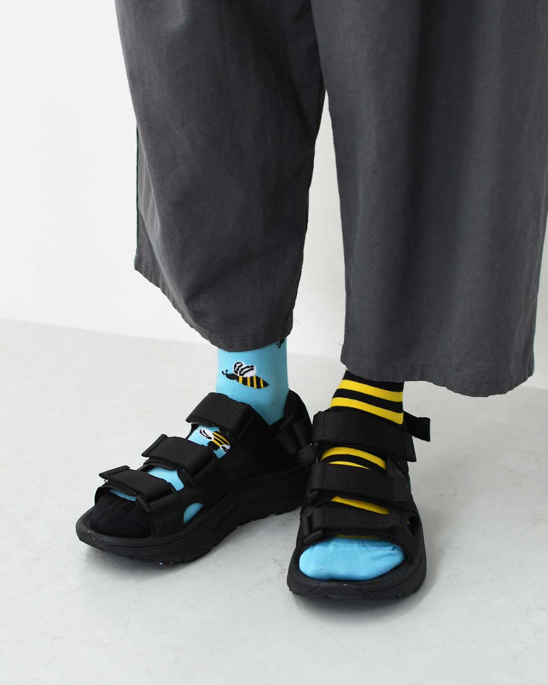 MANY MORNINGS[メニーモーニングス] Regular.Socks [r-socks] ポーランド製・靴下・柄・かわいい・プレゼントにも・ギフト・左右非対称・ LADY'S [2026SS]